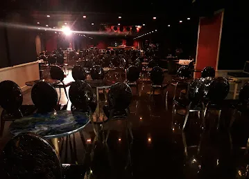 Coochini iranian nightclub