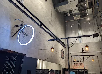 CRANK Dubai Fitness Studio