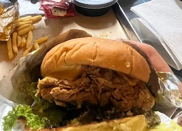 Crave Burgers