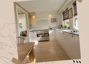 CREDENCE INTERIOR AND EXTERIOR DECORS
