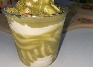 Crepe world cafeteria