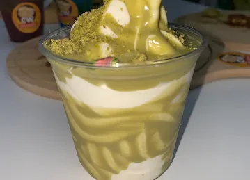 Crepe world cafeteria