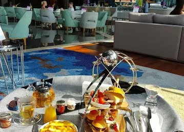 Crystal Lounge