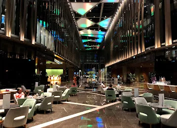 Crystal Lounge
