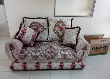 Curtains & Blinds & Upholstery (RTT)