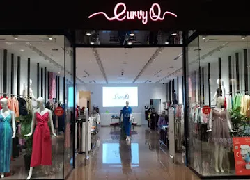 Curvy Q