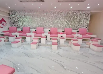 Cutting Edge Ladies | JLT cluster U