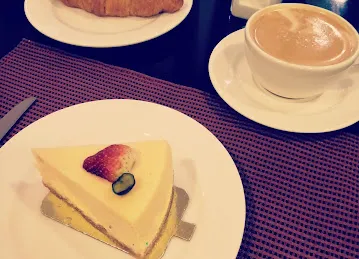 D Cafe`