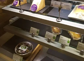 D Cafe`