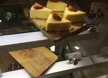 D Cafe`