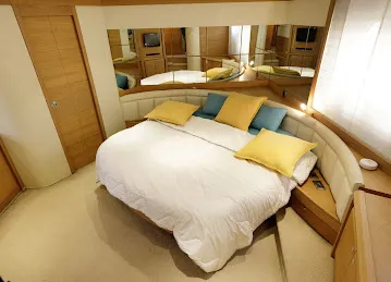 D3 Yachts - Yacht Rental Dubai