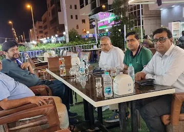 Dajaj Haretna Restaurant - مطعم دجاج حارتنا