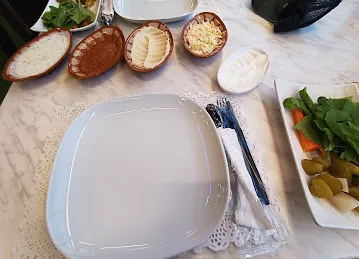 Dajaj Haretna Restaurant - مطعم دجاج حارتنا