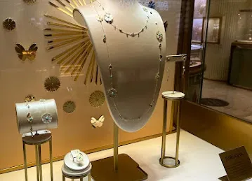 Damas Jewellery