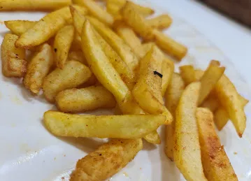 Danat al khaleej Cafeteria