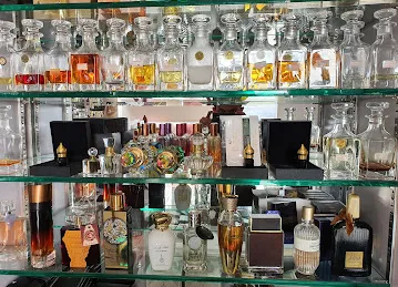 Dar Al Aayan Tr