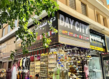 Day City