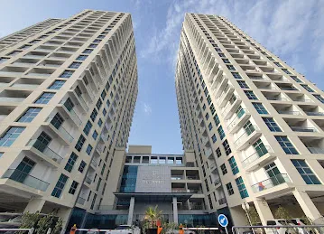 DEC tower 2