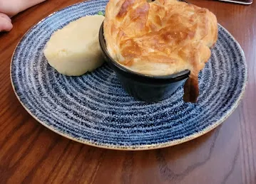 Deira Rose Perfumes