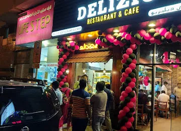 Delizio Restaurant & Cafe