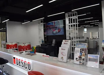 DESCO Copy & Print Center - Photo Studio