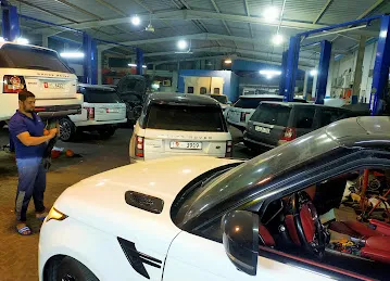 DESERT CAR AUTO CENT RANGE ROVER SERVICE