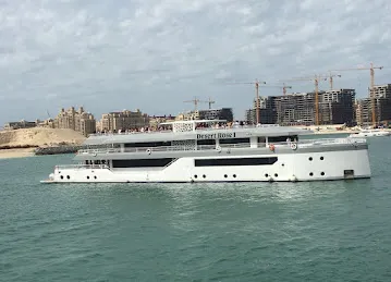 Desert Rose Yacht