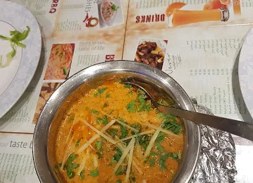 Desi Zaiqa Restaurant