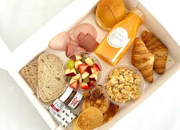 Devanne Brunch - Dubai