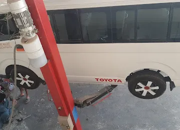 Dhanya Auro Repair Workshop دھنیا لتصليح السيارات