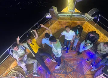 Dhow Cruise in Dubai