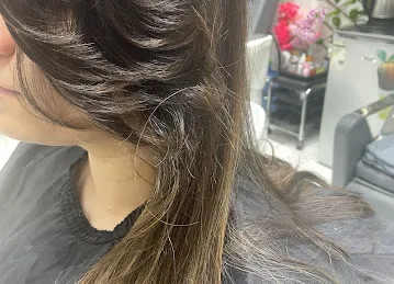 Diamond ladies salon