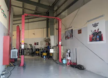 Diamond V8 Auto Maintenance