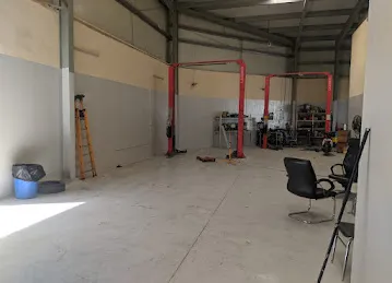 Diamond V8 Auto Maintenance
