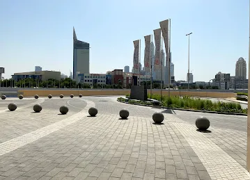 DIC Building @10