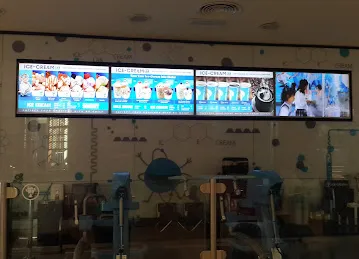 Digital Signage