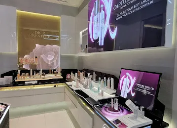DIOR Fragrance & Beauty Boutique