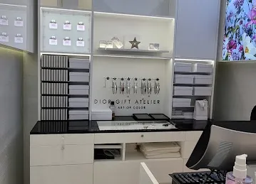 DIOR Fragrance & Beauty Boutique