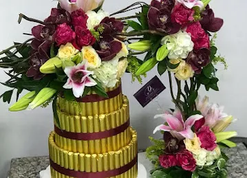Doltchi Chocolates and Flowersدولتشي للشوكولاتة والزهو