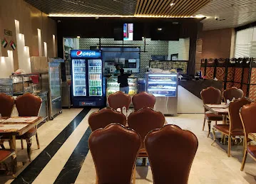Dorrat Al Aweer Restaurant & Cafeteria