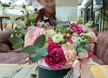 Double Jenya Flower Shop