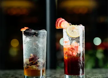 Downtown Cafe - Sheraton Khalidiya Hotel