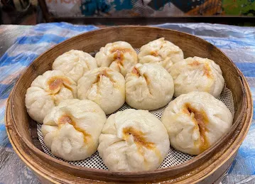 Dragon Bao Bao Restaurant龙包包中餐