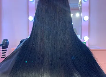 Dream Box Women Salon
