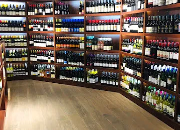 Drinks & Delights - Khalidiya Street
