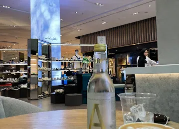 Drop coffee - Level Shoes - The Dubai Mall