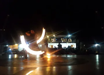 DUBAI BELLY DANCERS