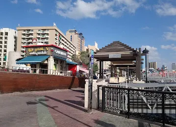Dubai Deira Creek Side