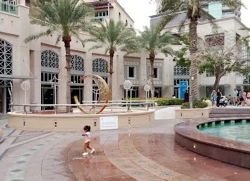 Dubai Marina Smart Fountain