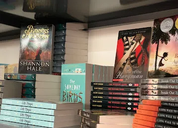 Early Starters Bookstore